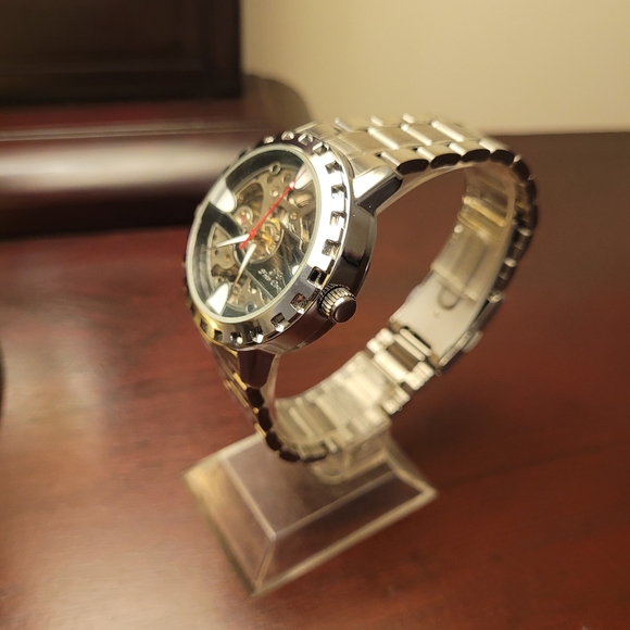 New Men’s Silver Automatic luxury Watch - Picture 2 of 4